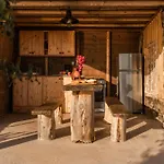 Anemomilos Villa