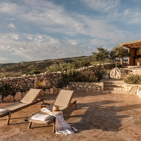 Anemomilos Villa *