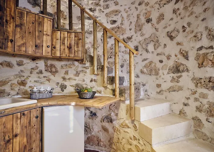 Anemomilos فيلة *