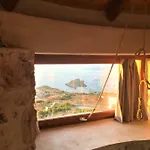 Anemomilos Villa *