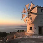 Vila Anemomilos *